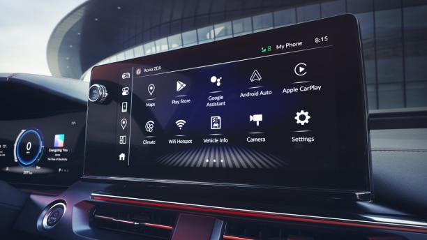 Gros plan de la page d’accueil de l’écran tactile central d’un ZDX.   