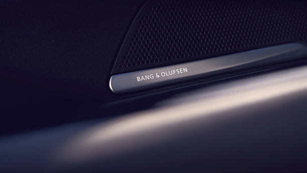 Gros plan d’un haut-parleur Bang & Olufsen<sup>MD</sup>.