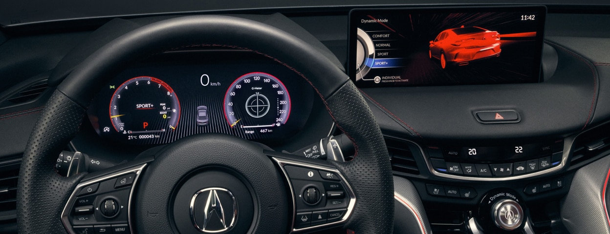 Closeup of HD digital instrument cluster and HD Dual-Content Center Display.