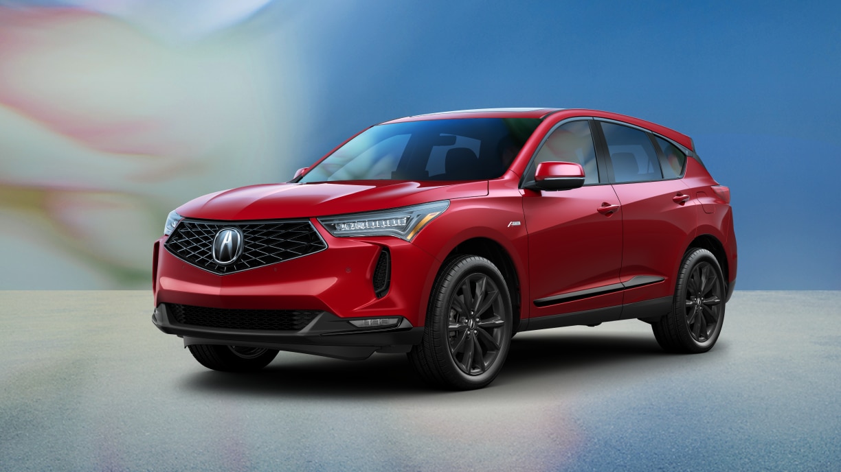 Vue 3/4 avant d'un RDX rouge 